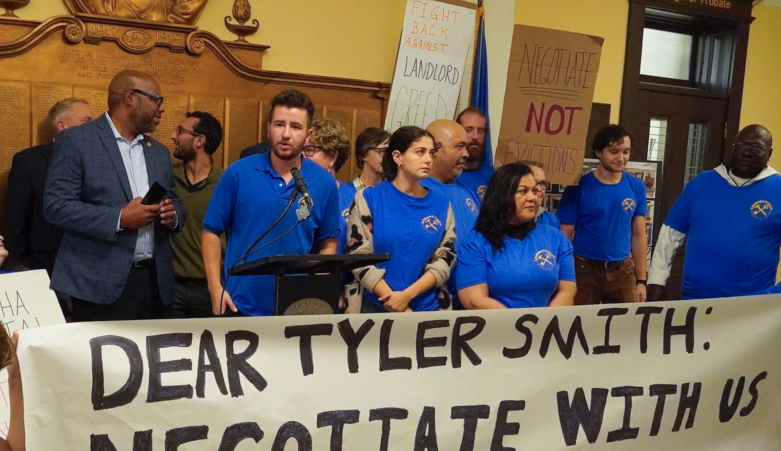 New London Tenants Organize Against New Landlord, Evictions