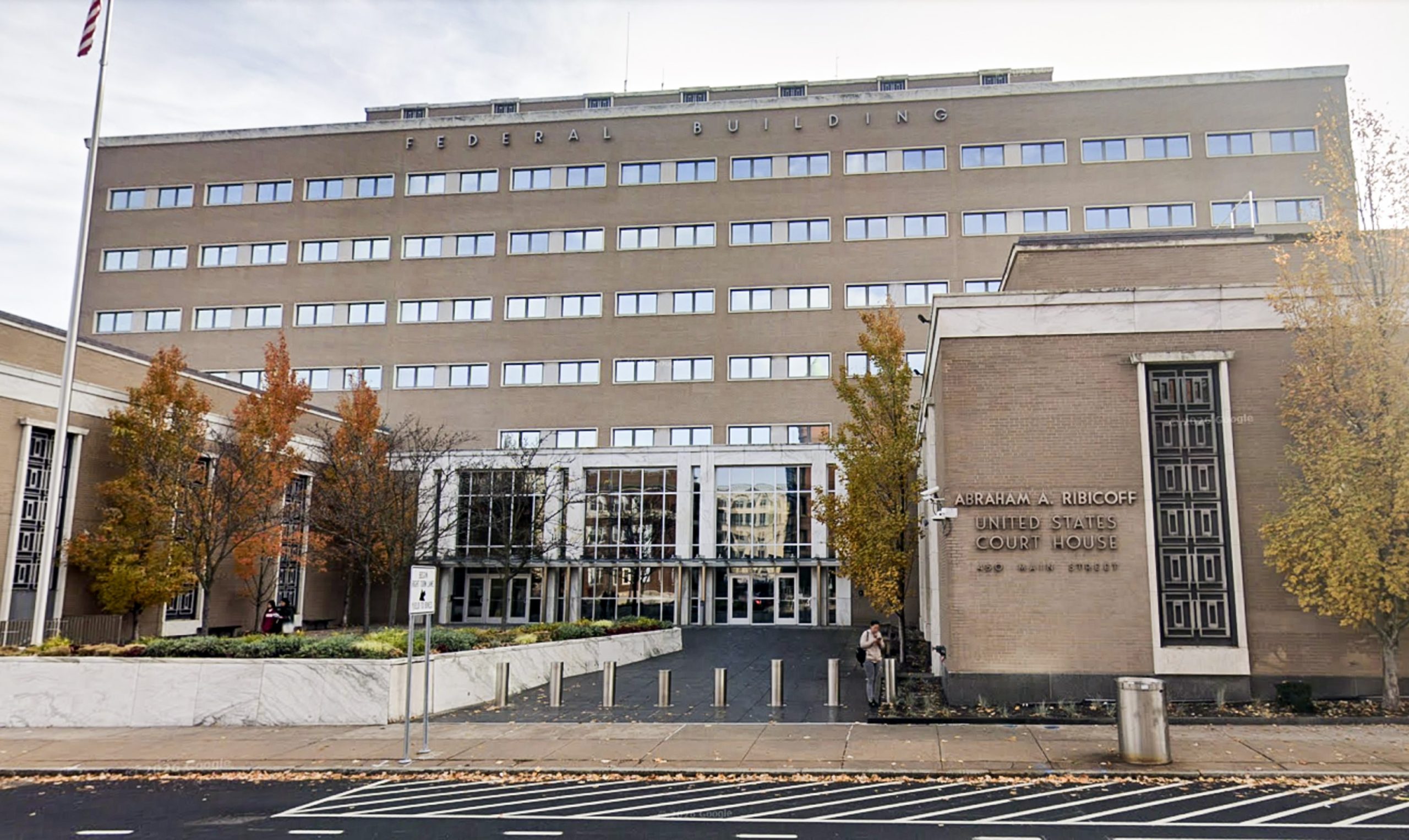 Trial Revives Long-standing Allegations of Corruption Against New Haven Police Detectives